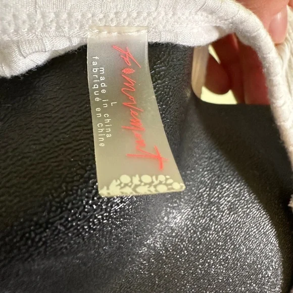 Free People White Romper Large - Picture 4 of 8